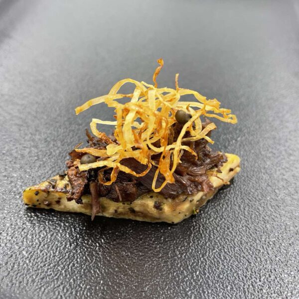 Baklažano kanape su plėšytais žandais