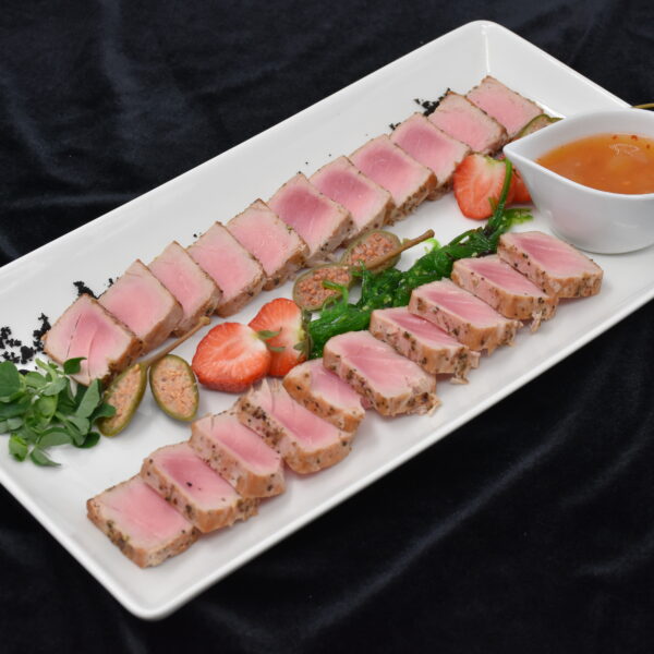 Tuno filė užkandėlė su mango padažu