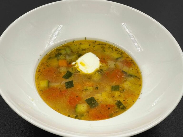 "Minestronė" sriuba